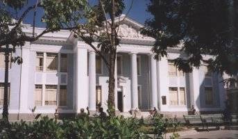 Cienfuegos' central park is sourronded by many colonial buildings